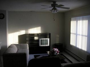 4 Highfield Ct, Wayne, NJ 07470