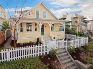 1207 17th Ave E, Seattle, WA 98112