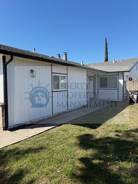 1st image of 2747 Burlington Pl