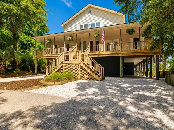 302 E Huron Ave, Folly Beach, SC 29439