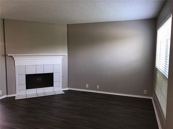 4th image of 1209 Shakleford Cir