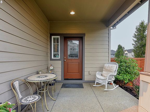 3rd image of 5422 NE 51st Cir
