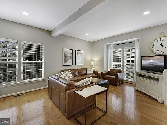 5th image of 14050 Darkwood Cir