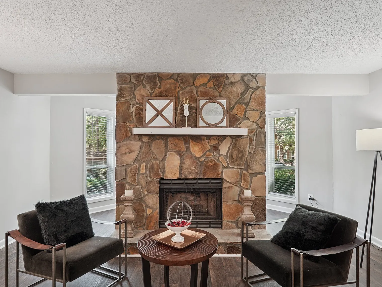 The Overlook Sandy Springs — Photo 3