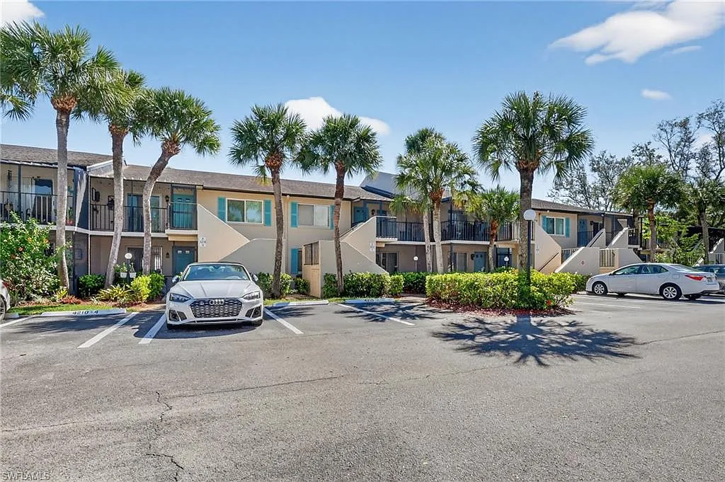 2 bed, 2.0 bath, 1300 sqft, $1,850 — Photo 1