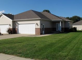 519 Eagle Dr, Lacon, IL 61540