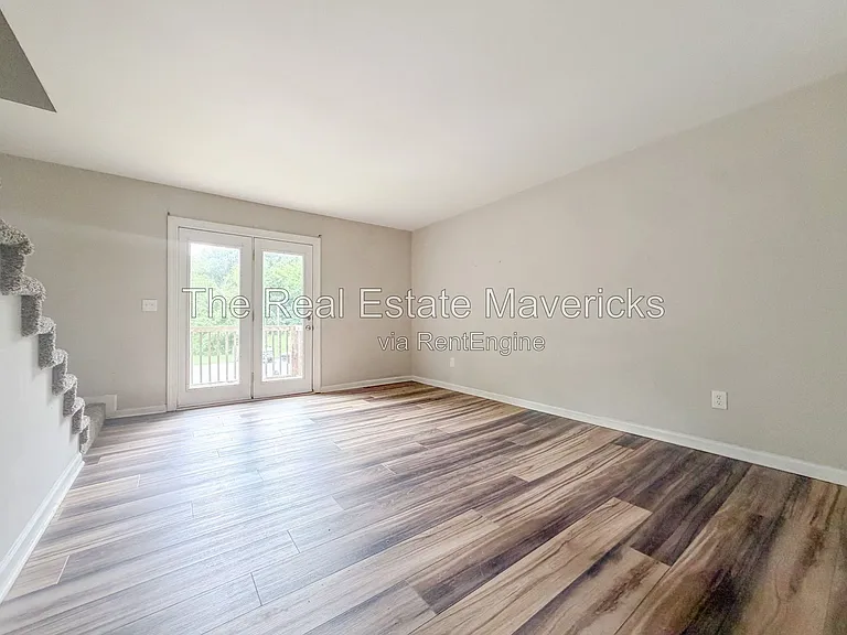 131 Pace Dr #B5 — Photo 8