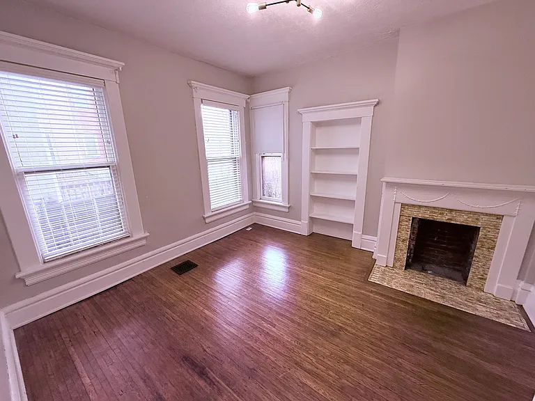 248 S 18th St — Photo 14