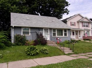 425 15th Ave N, South Saint Paul, MN 55075