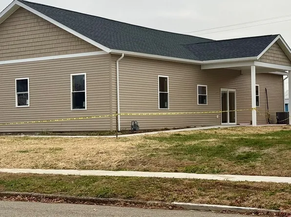 118 E Russell Ave, West Lafayette, OH 43845