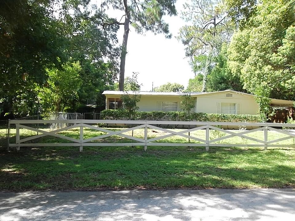 Front of house looking from Oak Forest