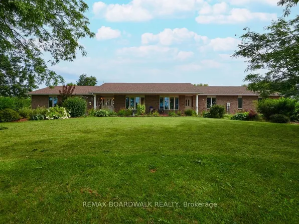 3382 Carp Rd, Ottawa, ON K0A 1L0
