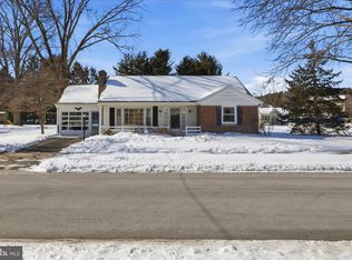 186 N Laurel St, Manheim, PA 17545