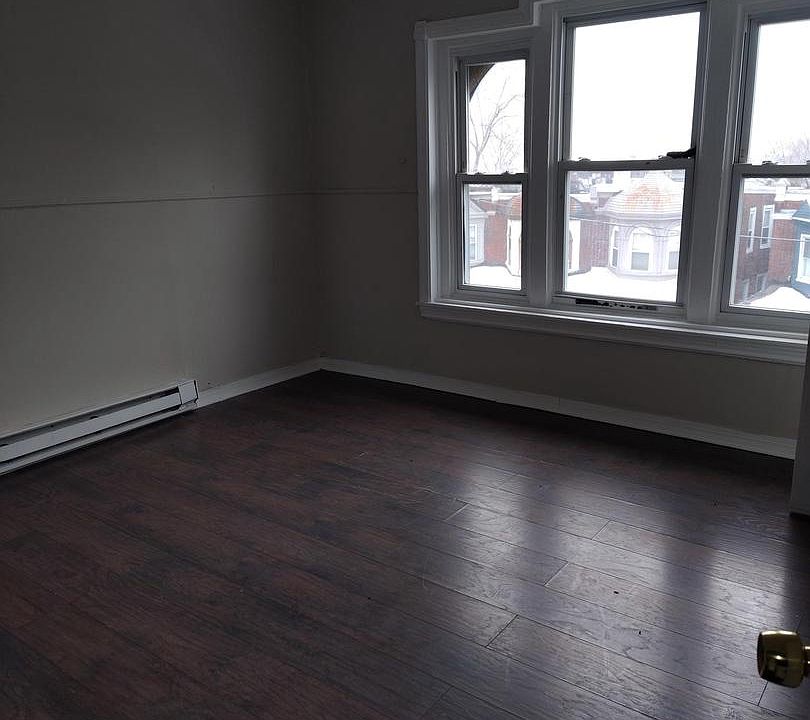 1st image of 223 W Seymour St