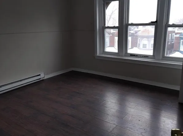 223 W Seymour St, Philadelphia, PA 19144