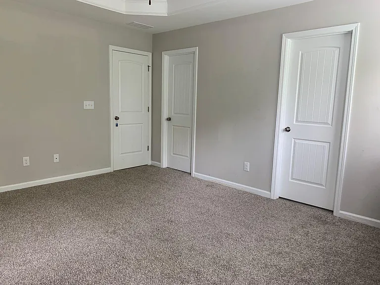 1121 Myers Point Dr — Photo 7