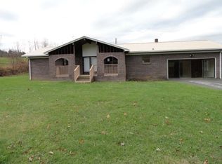 984 Town Springs Rd, Chilhowie, VA 24319