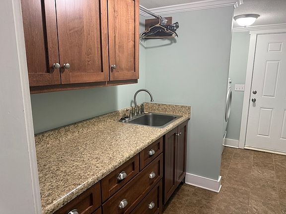 4th image of 339 Old Stockton Rd