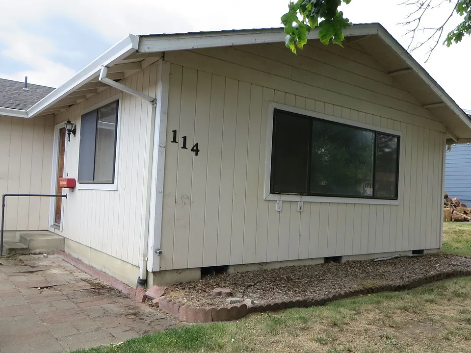 104 & 114 Chandler Dr