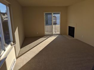 395 Laurel St APT 2, San Carlos, CA 94070