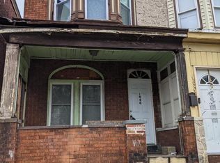1040 Princess Ave, Camden, NJ 08103