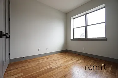 Rented by Rennit Inc.