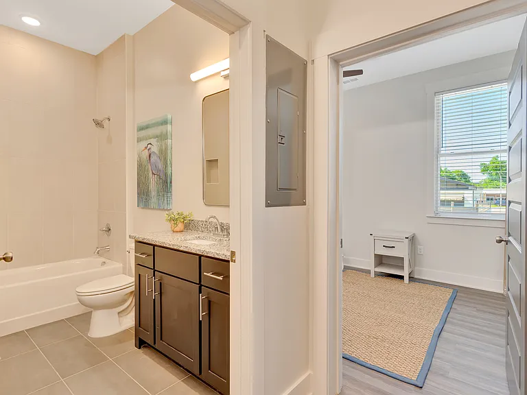 28 W 19th St #100 — Photo 19