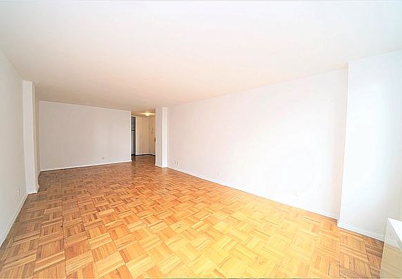 3rd image of 160 E 84th St APT 11J