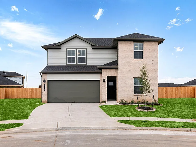 31730 Carlisle Cove Ct — Photo 1