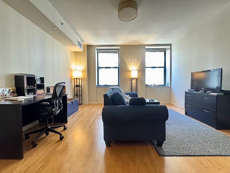 310 S Michigan Ave #1512 — Photo 4