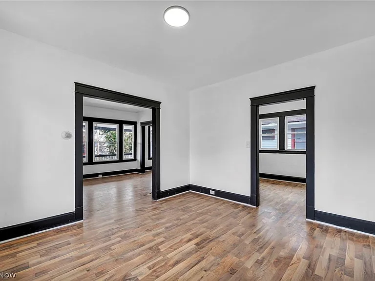 12001 Oakview Ave #UP — Photo 18