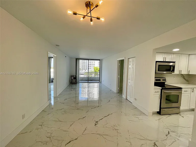 3300 NE 192nd St #509 — Photo 7