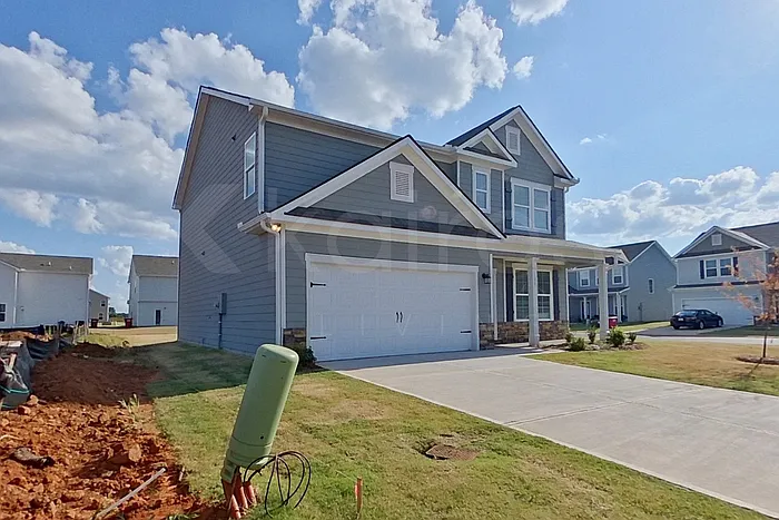 100 English Oak Ln
