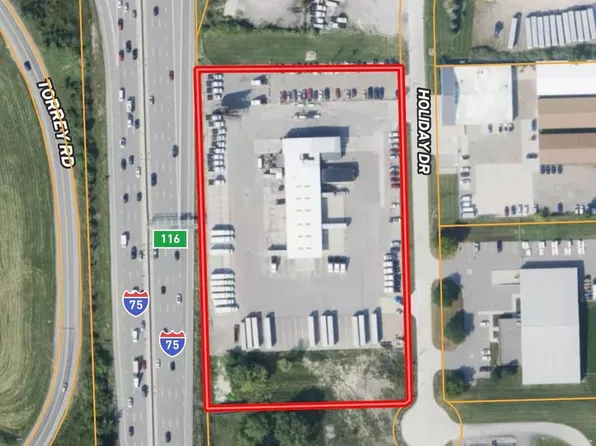 4268 Holiday Dr, Flint, MI 48507