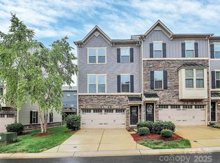 1723 Town Oak Ln, Charlotte, NC 28205