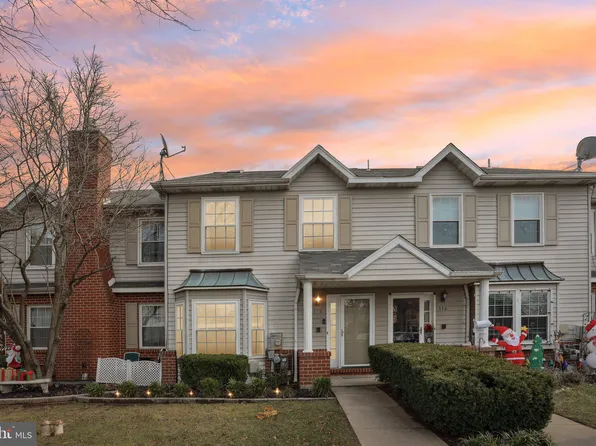 115 Regal Ct, Royersford, PA 19468