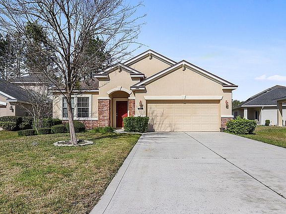 2nd image of 204 Arbor Green Pl