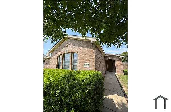 Building Photo - 2035 Pecan Creek Dr