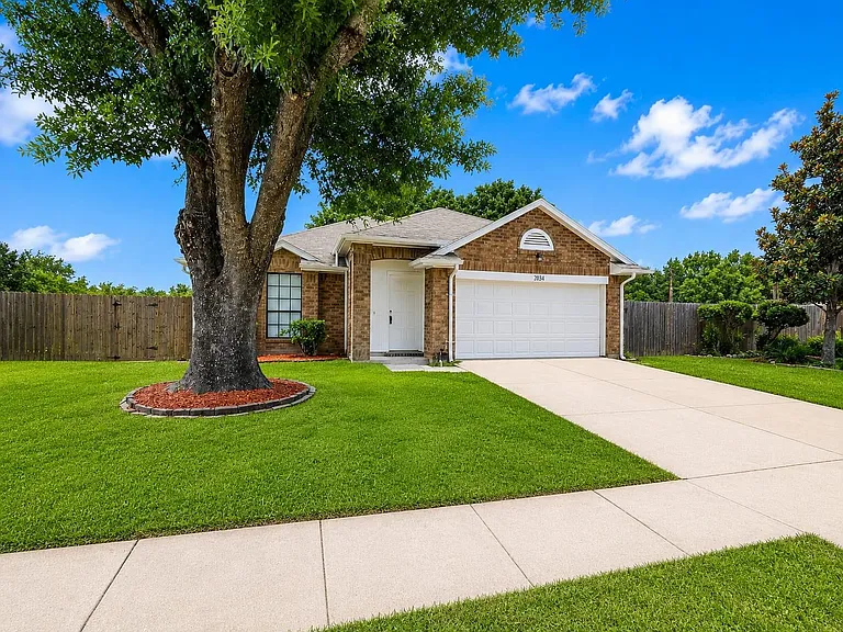 2034 Village Park Dr — Photo 1