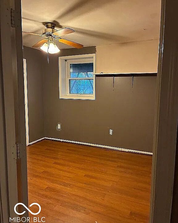 1st image of 601 N Robin Dr