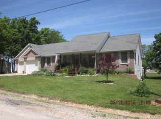 329 Meadow St, Gerald, MO 63037