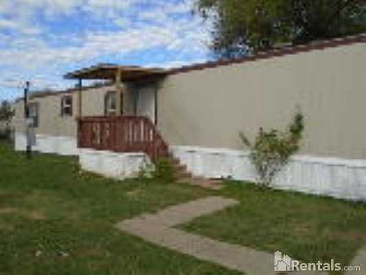1st image of 205 Kelly Ln