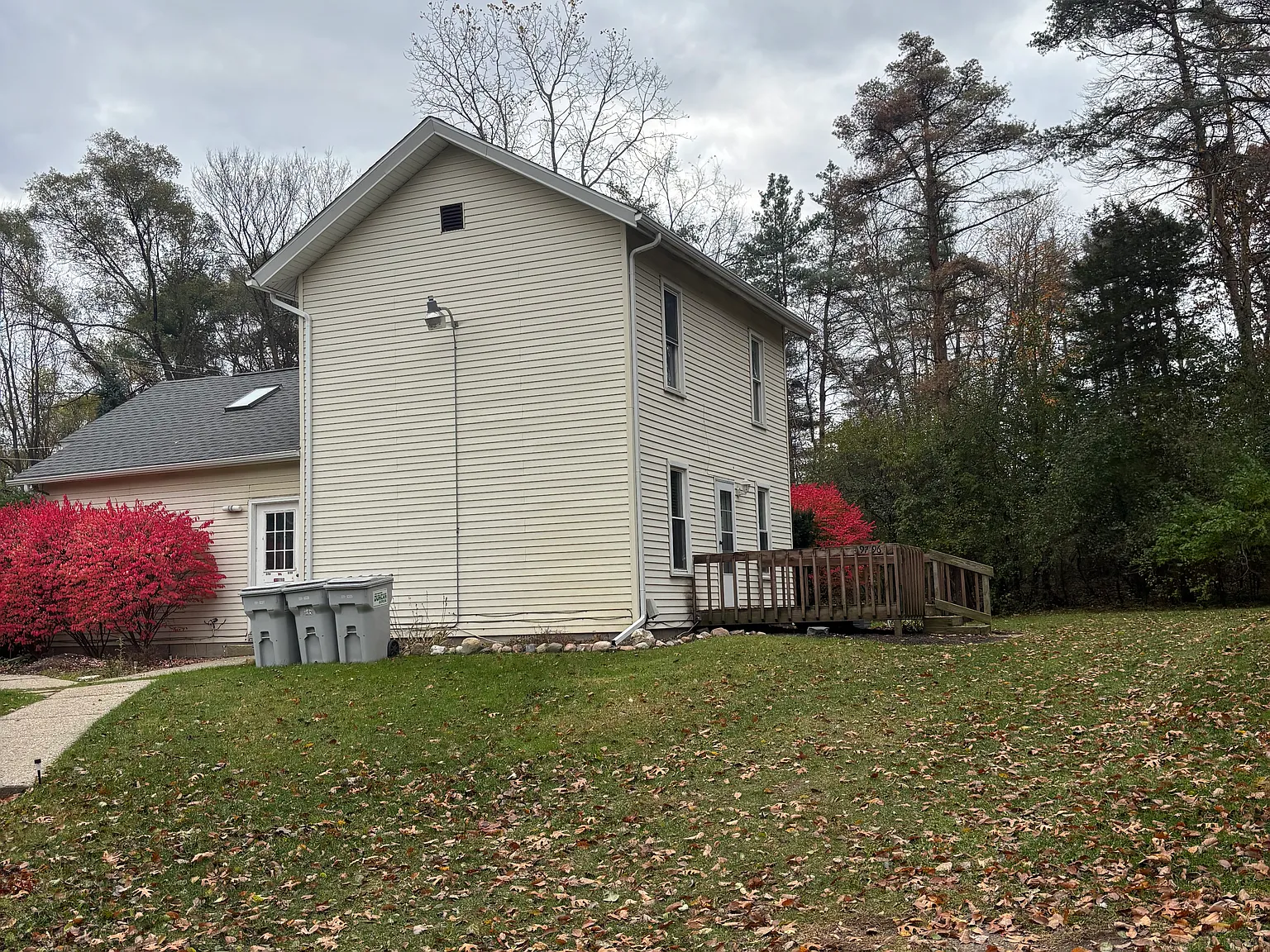 2 bed, 1200 sqft, $1,400 — Photo 2