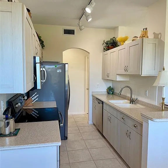1801 Auburn Lakes Cir #1 — Photo 12