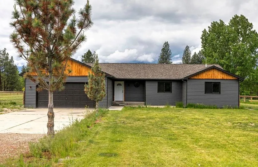 125 Log Cabin Ln