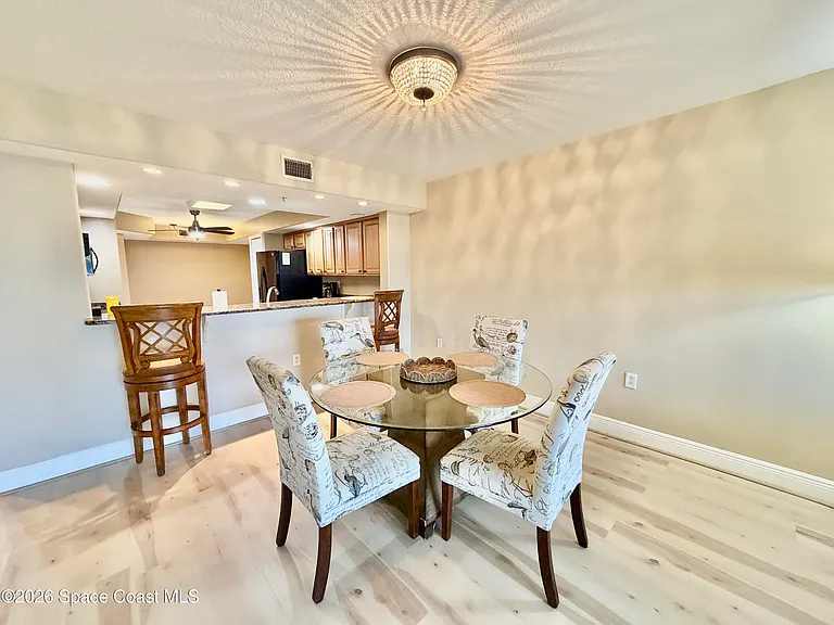 551 Casa Bella Dr #204 — Photo 10