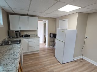 126 Branch St #1FR, Lowell, MA 01851