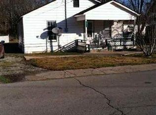 101 E Matthews St, Brookland, AR 72417
