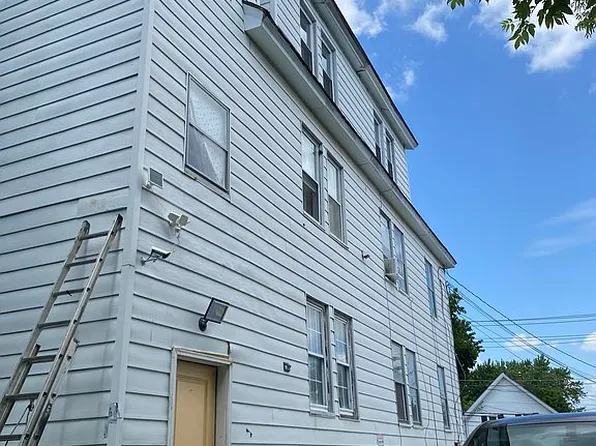 4 Sherwin St, Waterville, ME 04901