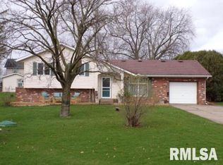 536 Locust St, Andover, IL 61233